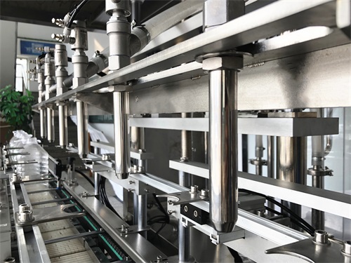 解析食用油灌裝機(jī)常見缺點，東泰小編來幫你解決