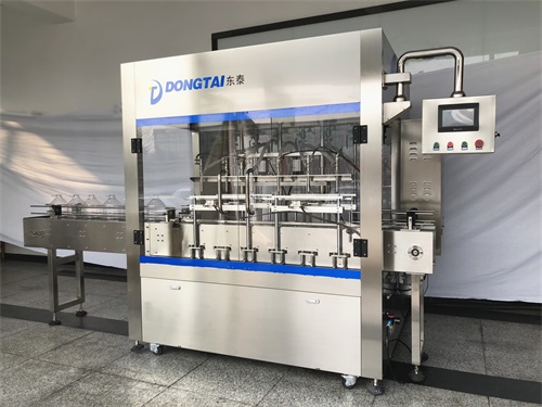 這小型食用油灌裝機(jī)也忒強(qiáng)了，看著就喜歡