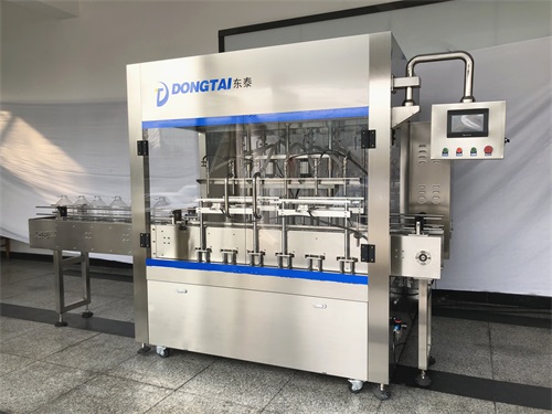 寒冷冬季該怎么保養(yǎng)自己的食用油灌裝機(jī)，看這里